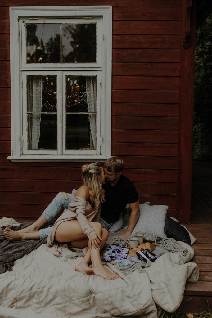 Spicy-card-game-for-couples