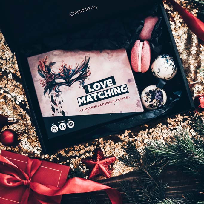 Date night box for couples "Date After Dark" with SPA kit