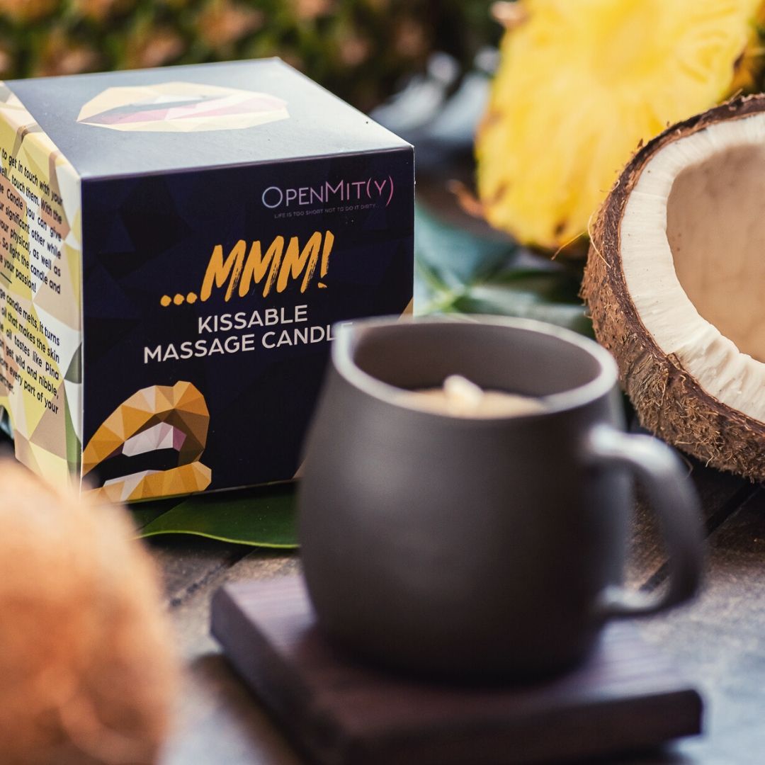 Kissable massage candle pina colada flavor